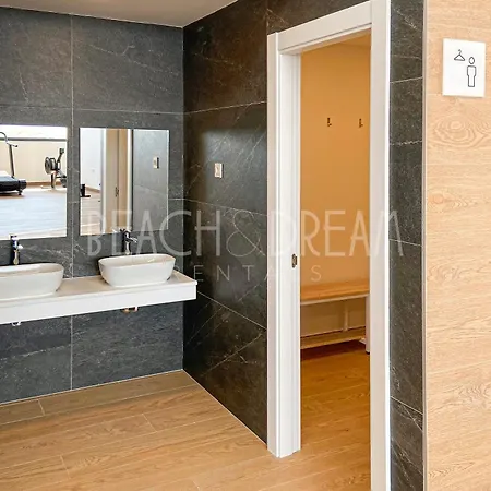 Amazing In Front Of The Sea - Splendid Apartment Fuengirola
